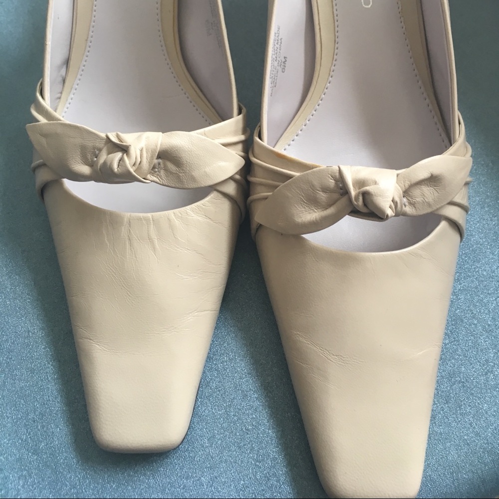 Bone color Bandolino shoe size 6.5 new